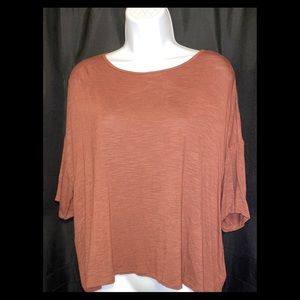 Old navy rust colored shirt